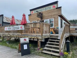 Red Mammoth Bistro