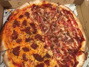PIZZA SHOP.
