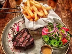 Moo Moo Steak & Burger Club