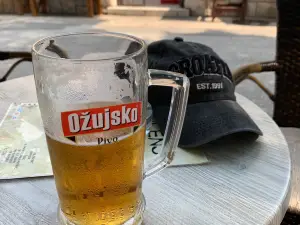 Cocktail bar Lavcenj