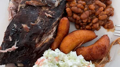 Pigman's Bar-B-Que in 킬데빌힐스