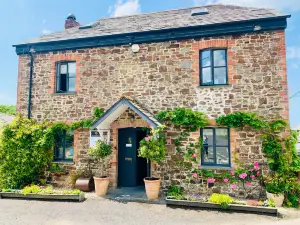 The Molesworth Arms