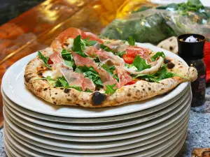 Il lazzarone Neapolitan pizzeria