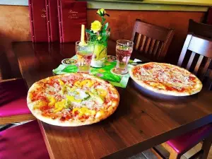 Pizza & Pasta