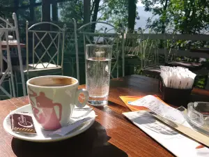 Caffe Kamarija-Point of view