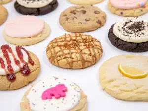 Crumbl Cookies Covington