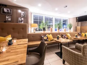 La Perla Bar