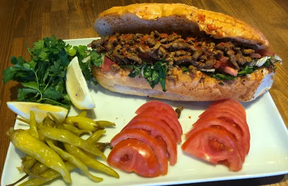 Meshur Mersin Deli Tantuni