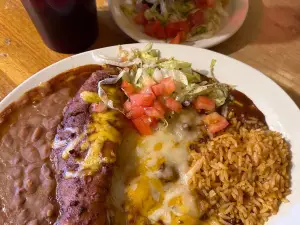 Ranchos Plaza Grill