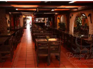 Brasas y Leños Restaurante