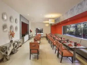 Aromas Cafe