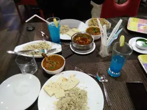 Rangoli Restaurant & Banquets