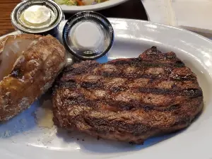 Blue Oak Oyster Bar and Grill
