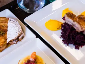 Restaurant Les Pot O Feu