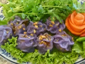 ร้านอาหารไทยชาววังเทียบทอง