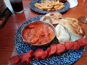 Hunters Hall - JD Wetherspoon