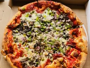 Pizza Madness Maui