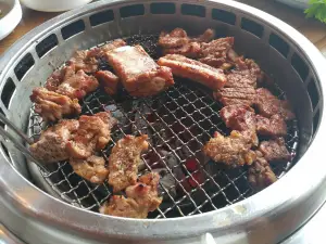 Hyeongsu Ne Charcoal Fire Brazier Grill