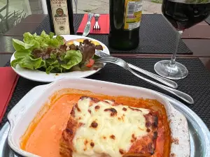Pasta e Vino Enoteca Osteria