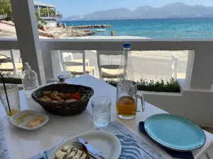Gargadoros Taverna