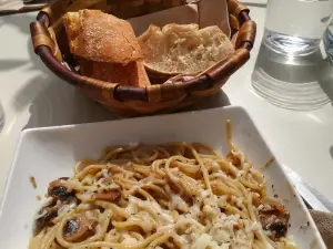 Burugorri Ostatua