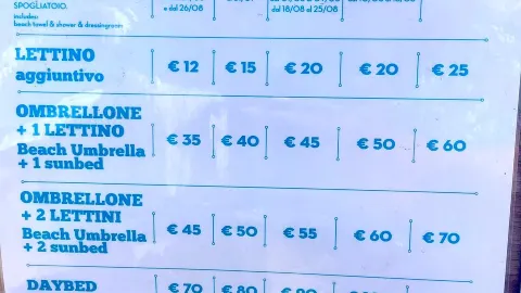 La Dolce Vita Beach in オストゥーニ
