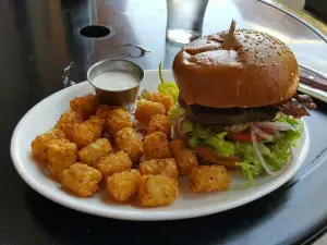 McMenamins Roseburg Station Pub & Brewery