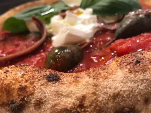 Gourmet Pizza E Cucina