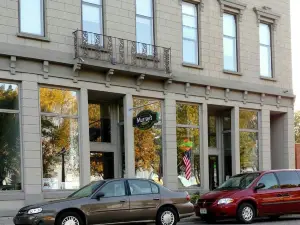 Murray's Irish Pub & Grill