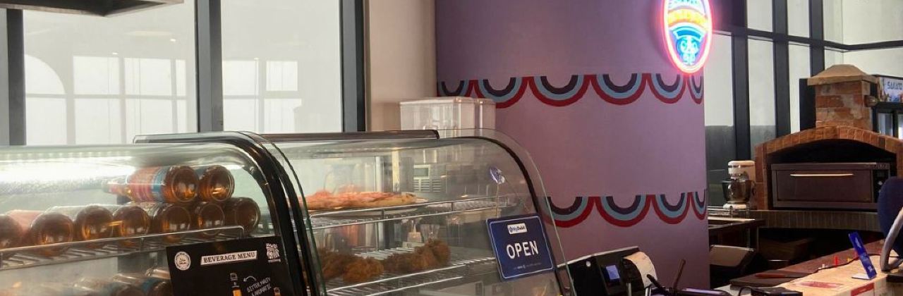 The Majestic Pizza: Crafted with Love