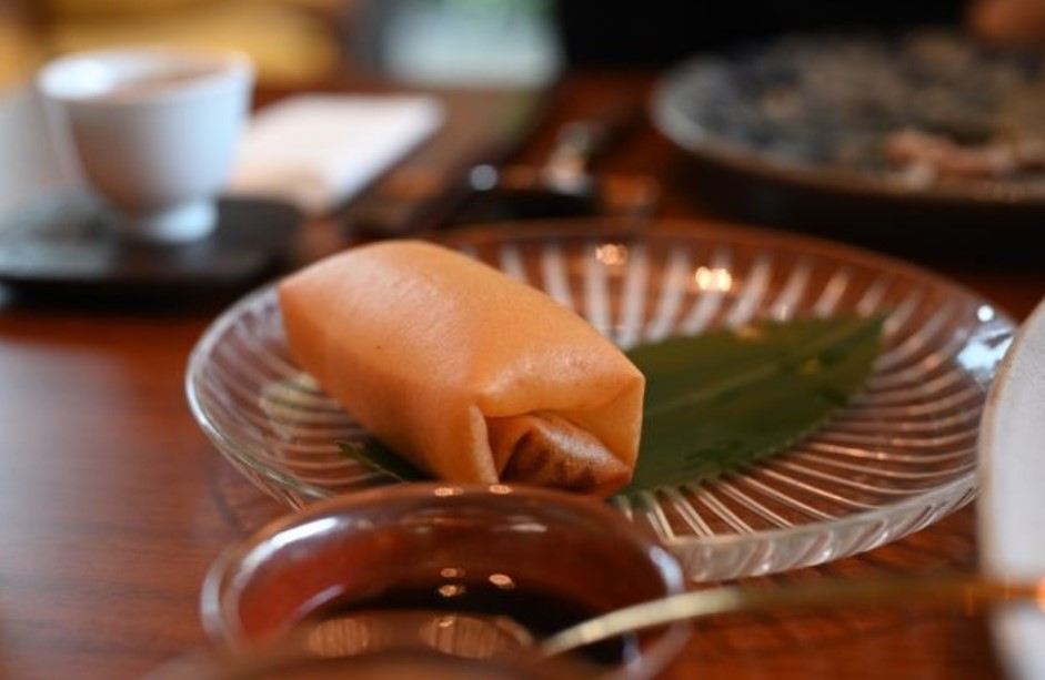 松露汁鸡丝春卷