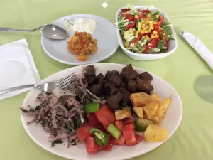Parlak Restaurant
