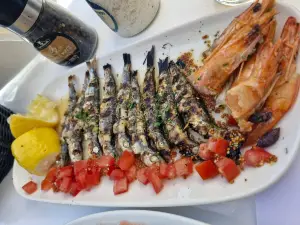 "Mitsos" Seaside Restaurant Bar