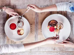 Radosc Restaurant (Joy)