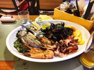 Skipper Grill Restaurant