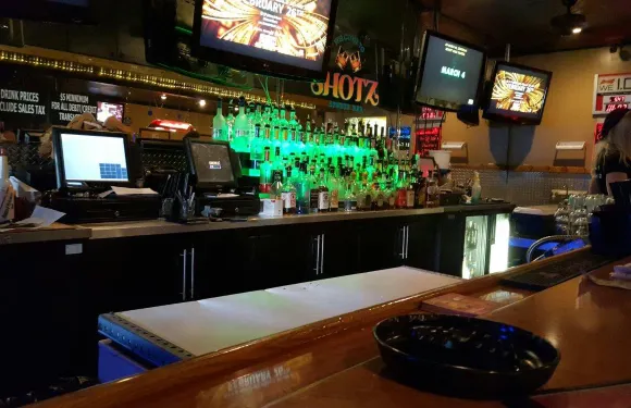 Shotz Sports Bar