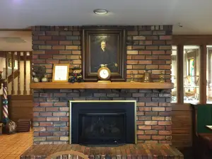 Frontier Grill