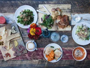 Meat & Cheese Restaurant and Farm Shop