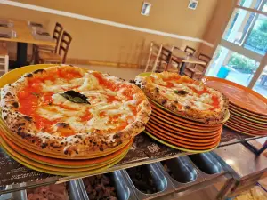 Pizzeria Lo Scugnizzo