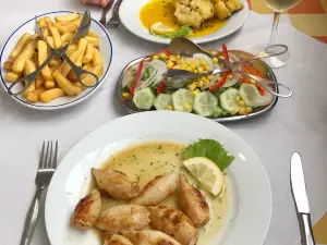Residencial Familia Restaurant
