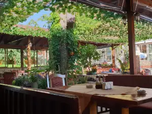 Restaurant Doi Cocosi