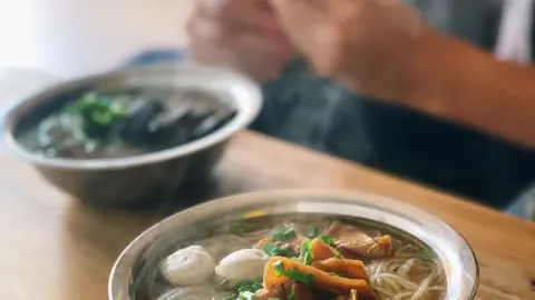 老牌陈记兴旺牛腩粉(玉林特色街区店) in Yulin