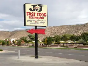 J & J Fast Food & Restaurant