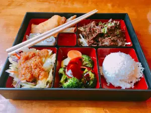 Naked Tchopstix