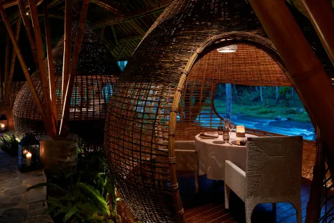 Kubu RESTAURANT
