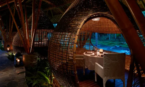 Kubu RESTAURANT