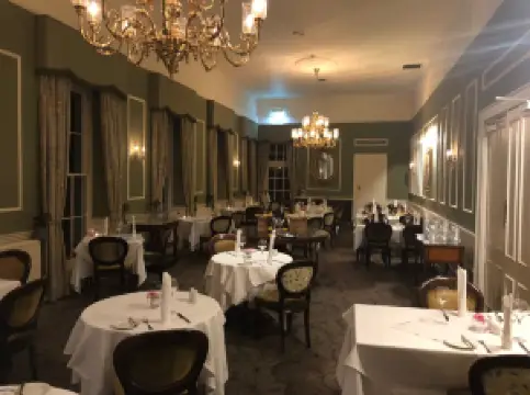 Green Lady Restaurant