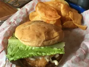 Boat House Grill & Creamery
