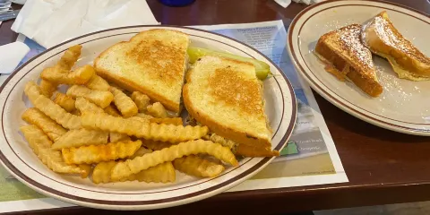 The Villa Diner