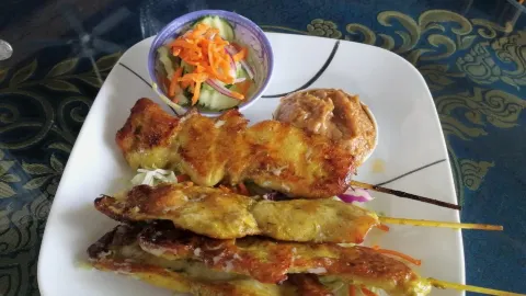 New Chiang Mai Thai Cuisine in 힐로